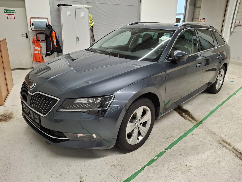 Skoda Superb Combi 2,0 TDI Style DSG 110KW